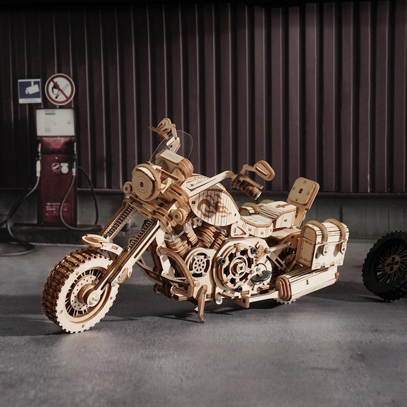 Robotime Cruiser Motorrad