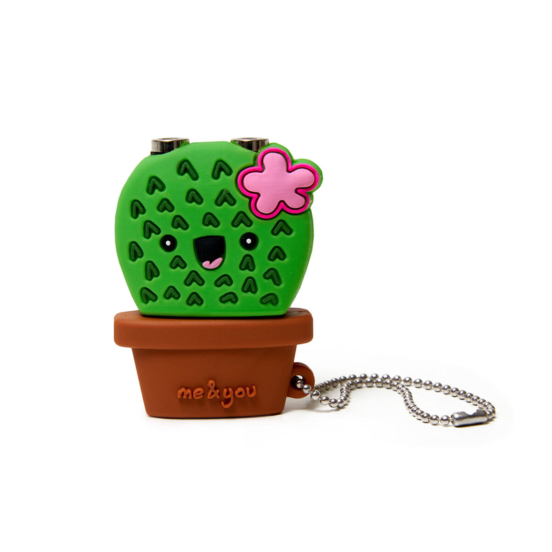 Share the love with the Legami Me & You Audio Splitter - Cactus. This cute character contains a 3.5 mm jack input that doubles into two audio outputs, allowing you to plug two sets of earphones into the same device. 