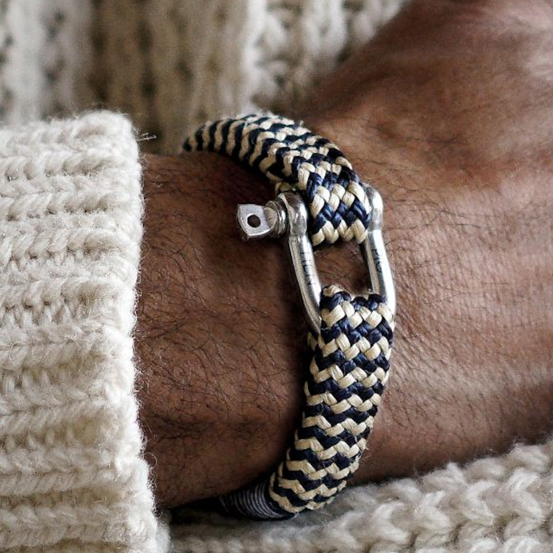 Pig&Hen Bombay Barry Handmade bracelet in Amsterdam Made of strong ship rope