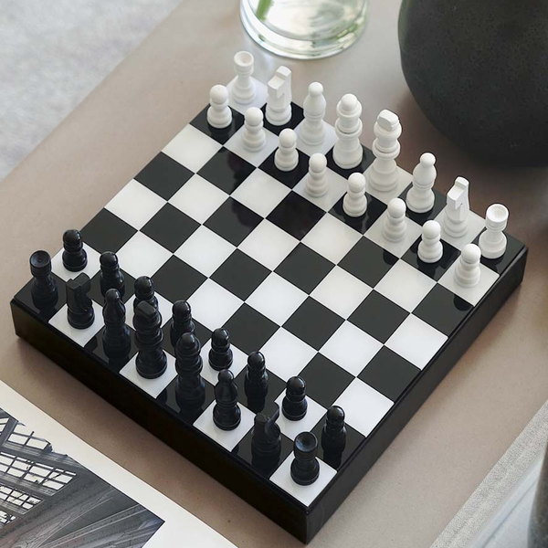 Printworks The Art of Chess﻿ Play and display, a great game for all to enjoy and in a stylish package