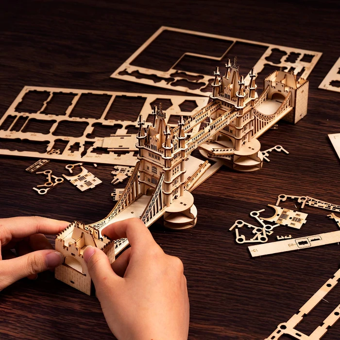 Robotime Tower Bridge 3D wooden puzzle Miniature famous architectural building